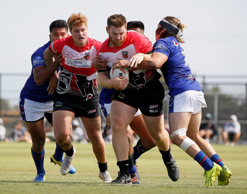 NGA PUNA WAI LEAGUE OPENING NGA PUNA WAI LEAGUE OPENING
LEAGUE
Canterbury Bulls {suppcat3)
{photog}
Photo Kevin Clarke CMGSPORT