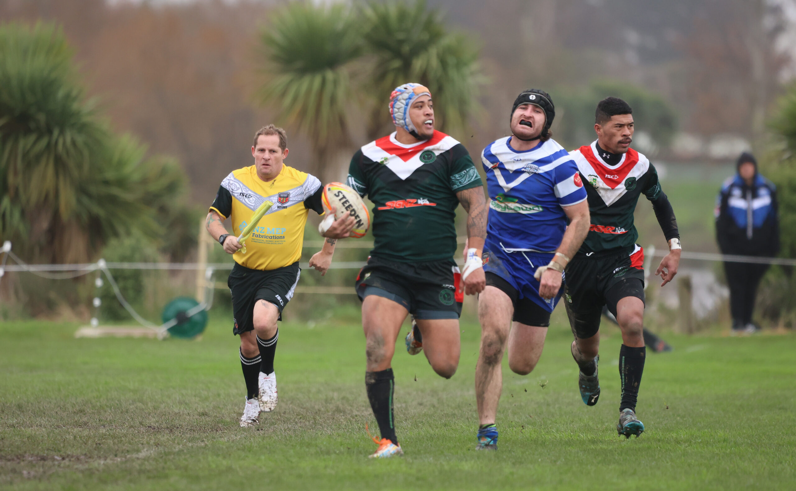 Rugby: Canterbury overcome archrivals Auckland at Christchurch to