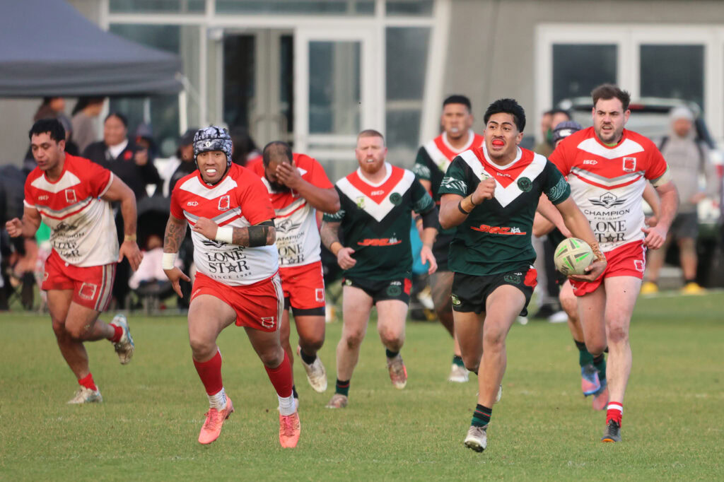 Alofa Faaiva makes another break with the Eagles in pursuit Alofa Faaiva makes another break with the Eagles in pursuit